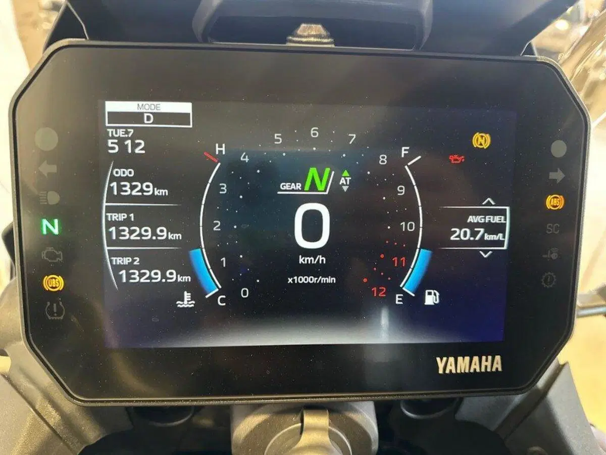 Yamaha Tracer 9 GT+ Y-AMT (2025 - 26) (6)
