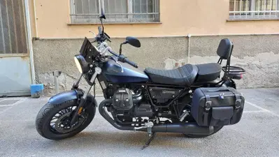 Moto Guzzi V9 Bobber (2018 - 20) usata