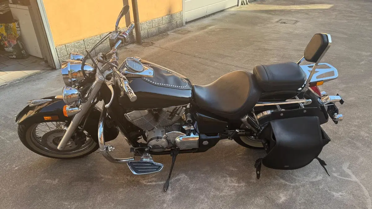 Honda Shadow 750 (2004) (3)