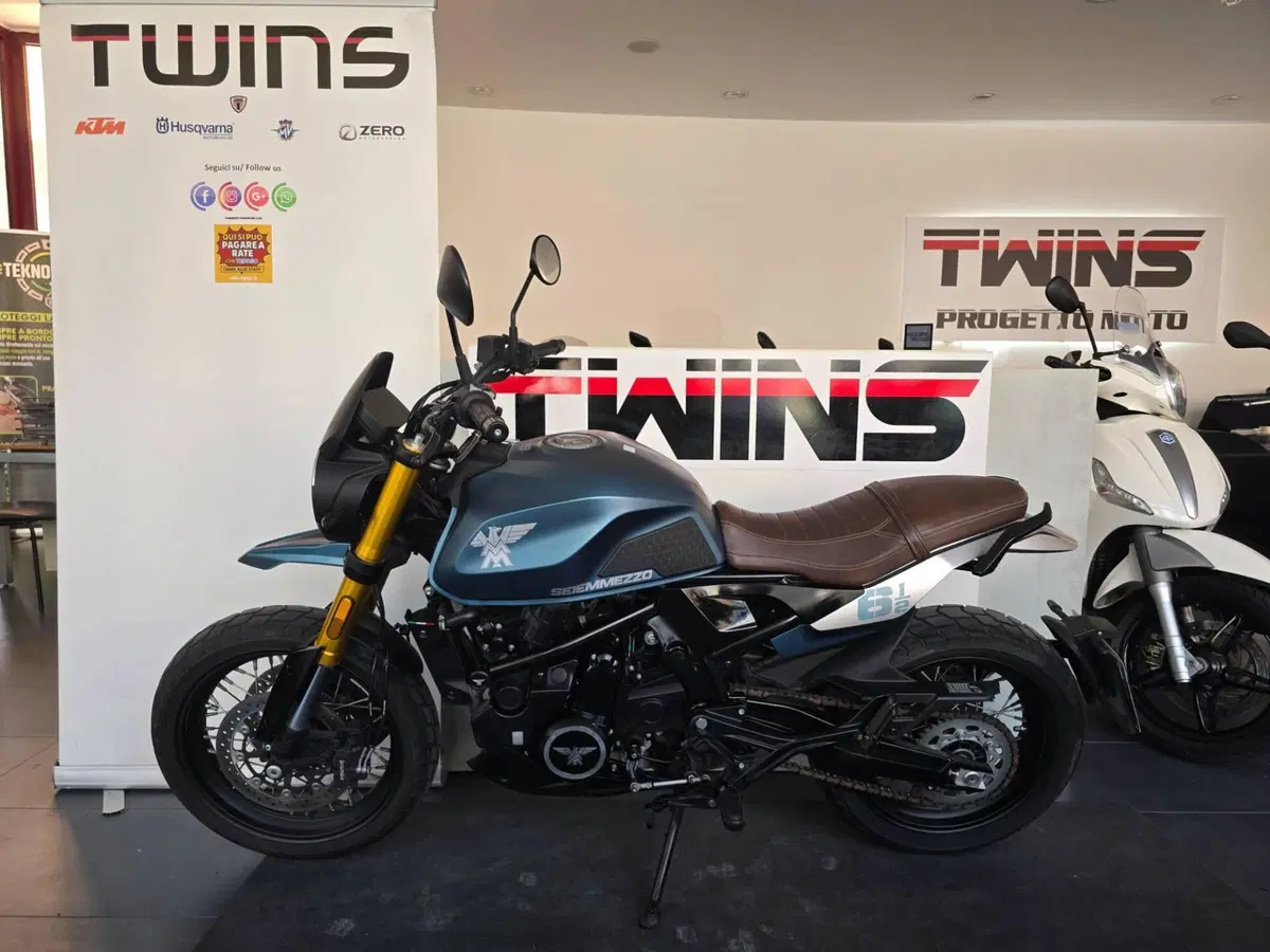 Moto Morini SEIEMMEZZO SCR (2022 - 26) (5)