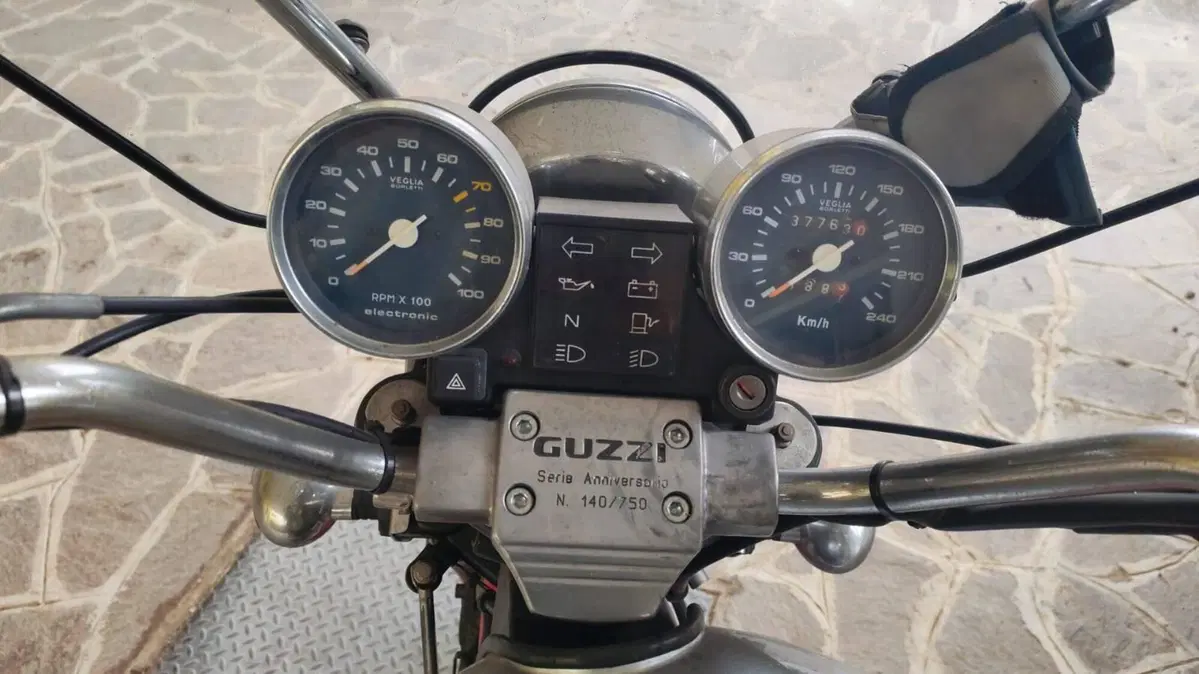 Moto Guzzi California (6)