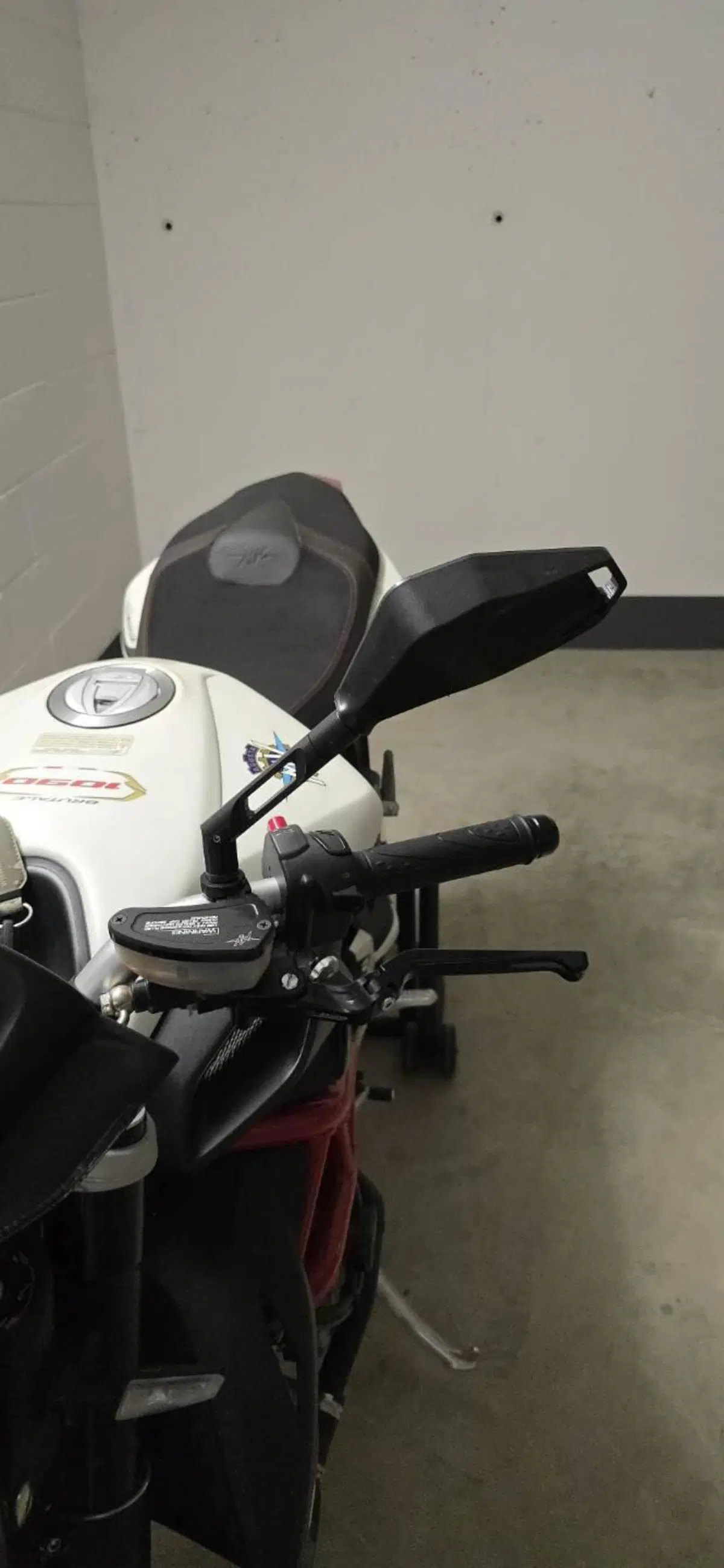 MV Agusta Brutale 1090 ABS (2012 - 19) (6)