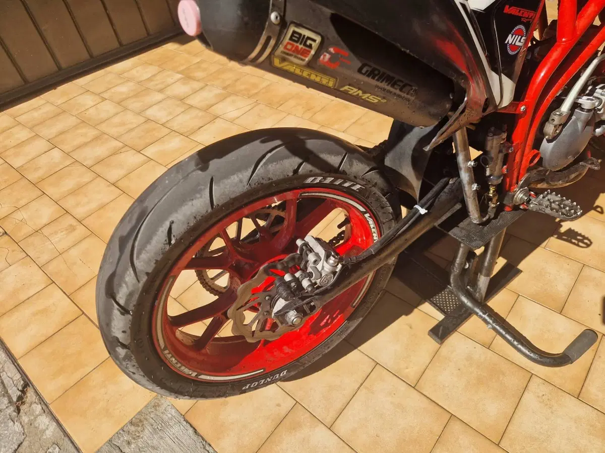 Valenti Racing N01 50 (2015 - 22) (4)