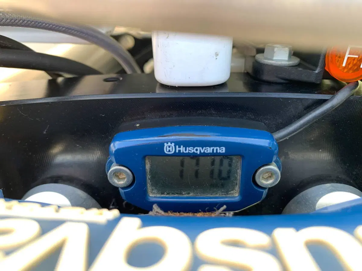 Husqvarna FC 350 (2019) (2)