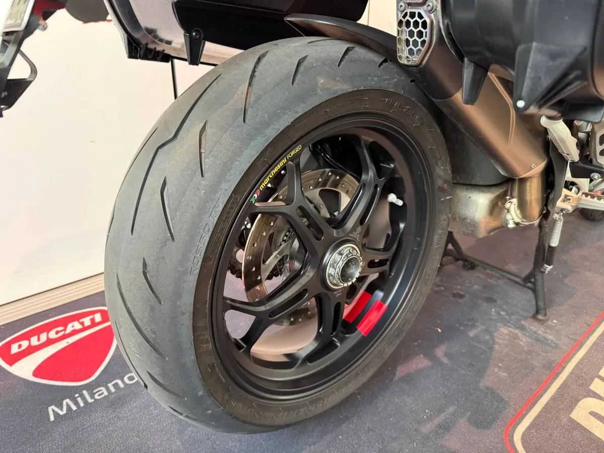 Ducati Multistrada V4 Pikes Peak (2025 - 26) (6)