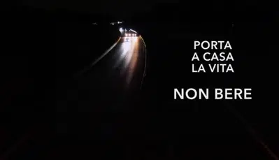 Al concerto di Ultimo lo spot della Polizia sulla sicurezza stradale