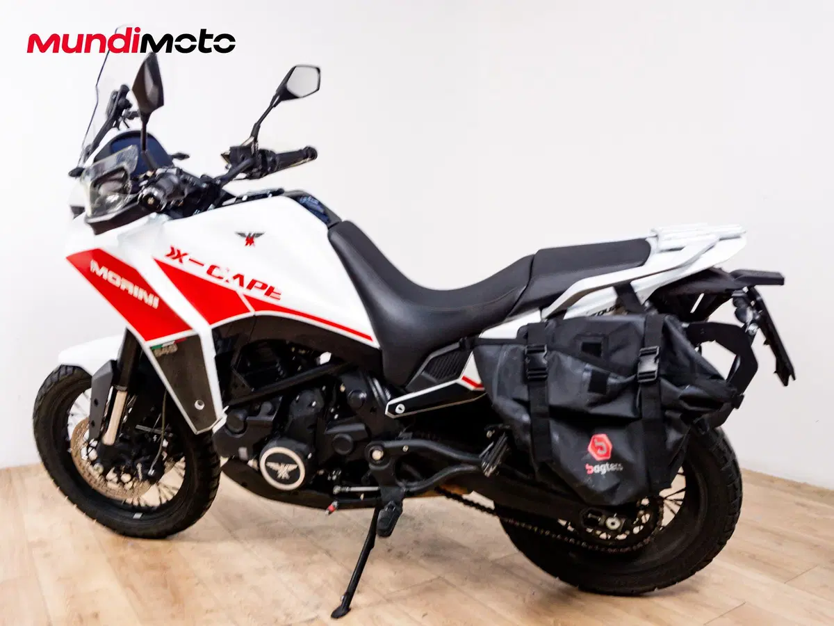 Moto Morini X-Cape 650 (2021 - 26) (7)