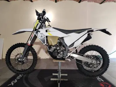 Husqvarna FE 250 (2022) usata