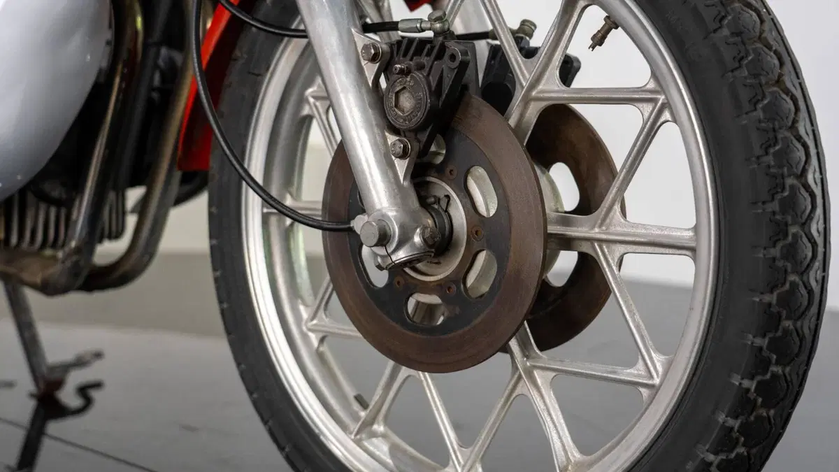 MV Agusta 350 S "Ipotesi" Carenata (11)