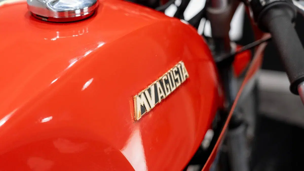 MV Agusta 350 S "Ipotesi" Carenata (15)