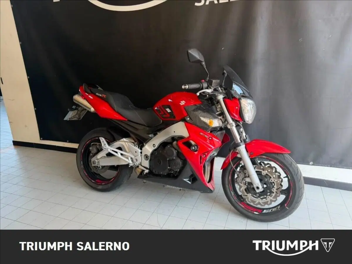 Suzuki GSR 600 (2006 - 11) (2)
