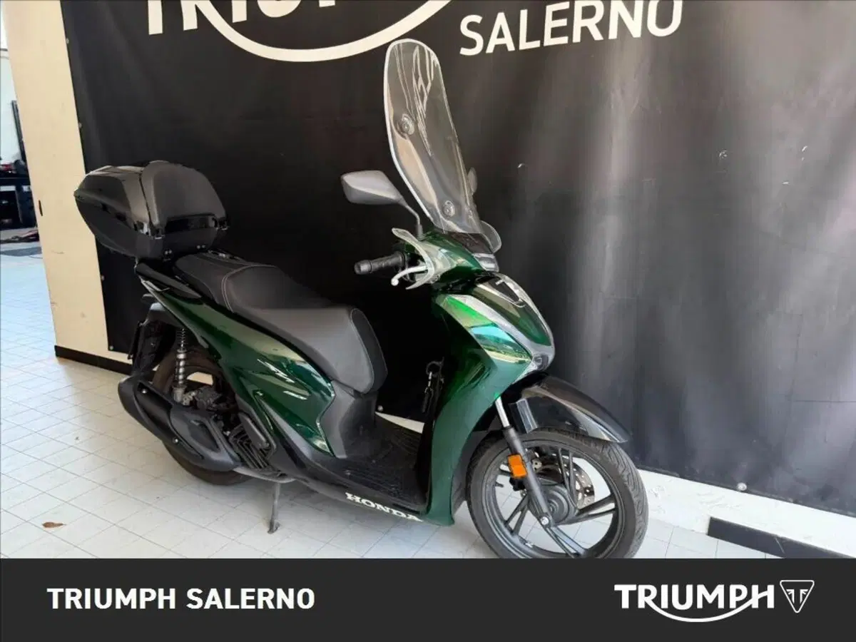 Honda SH 150i Vetro (2024 - 25) (3)