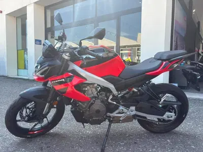 Aprilia Tuono 457 (2025 - 26) usata