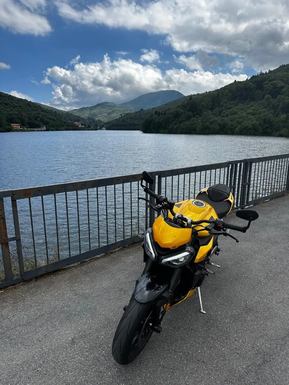 Triumph Street Triple 765 RS (2023 - 26) (4)