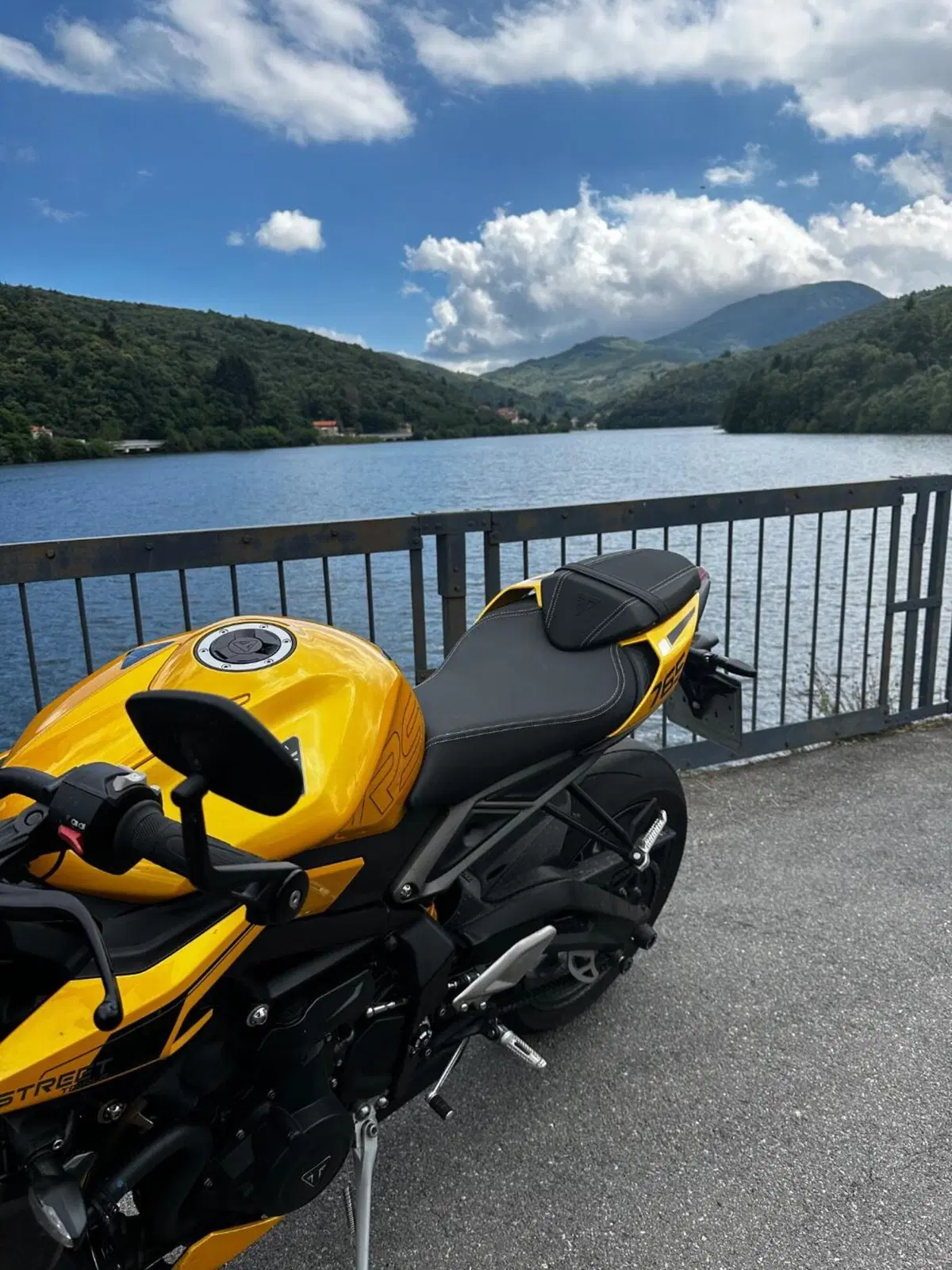 Triumph Street Triple 765 RS (2023 - 26) (6)
