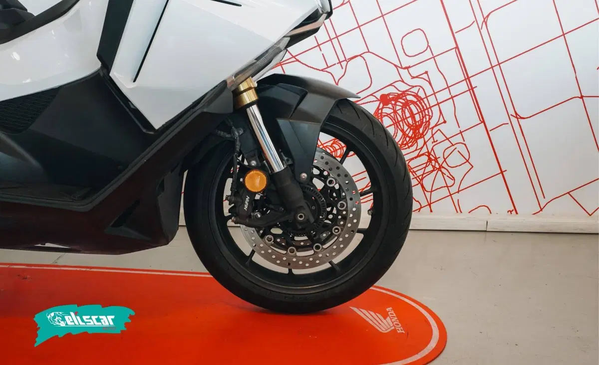 Honda Forza 750 DCT (2021 - 24) (7)