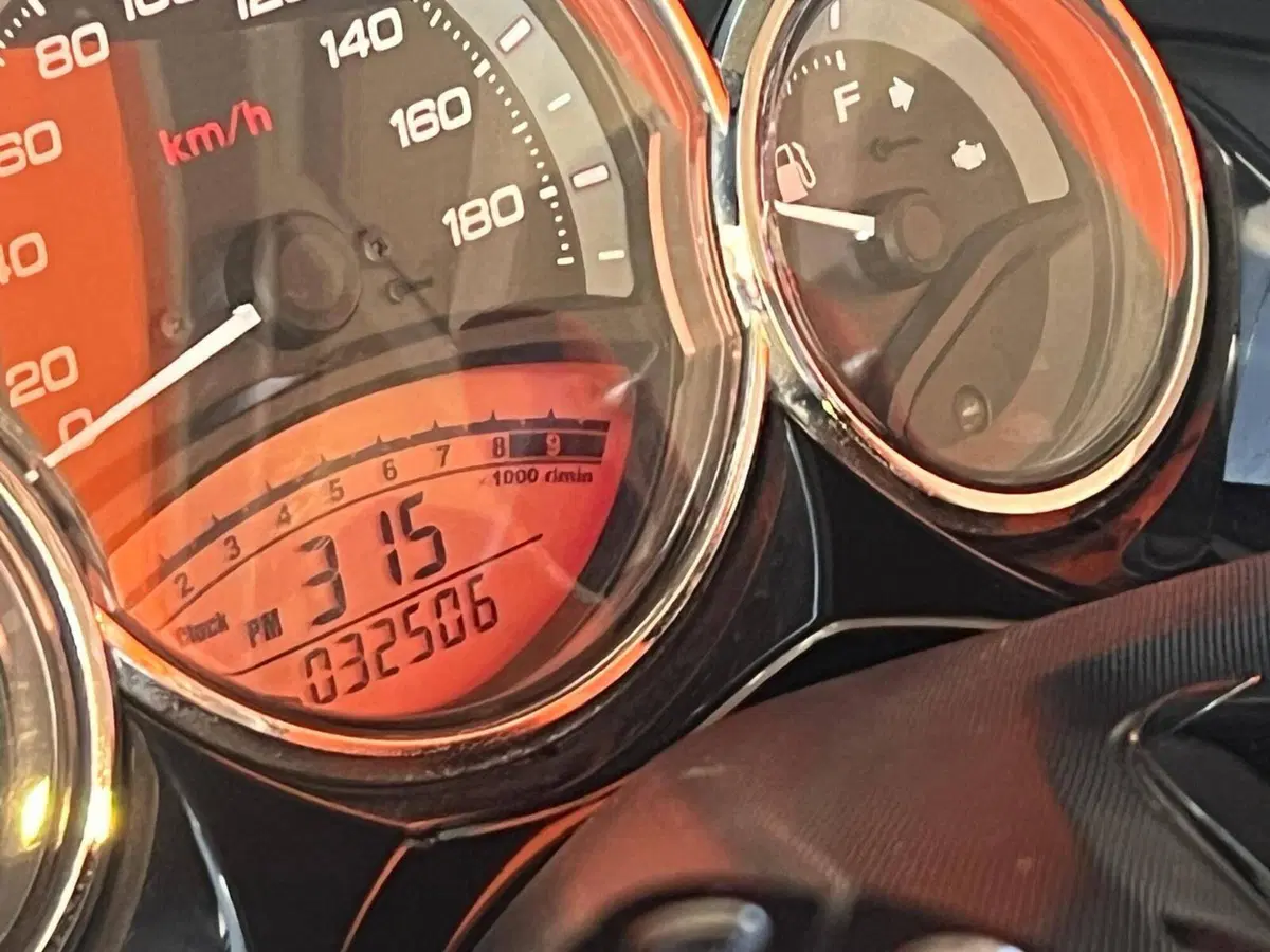 Yamaha T-Max 500 (2008 - 12) (8)