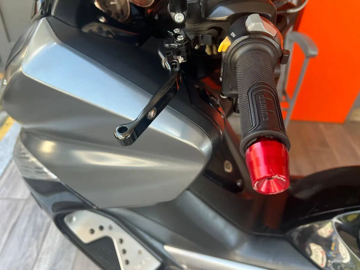 Yamaha T-Max 500 (2008 - 12) (13)