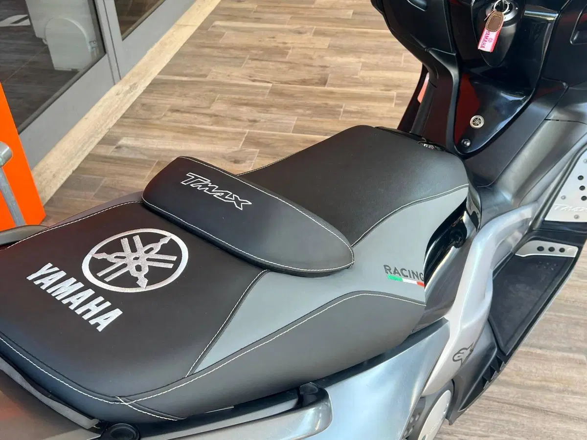 Yamaha T-Max 500 (2008 - 12) (4)
