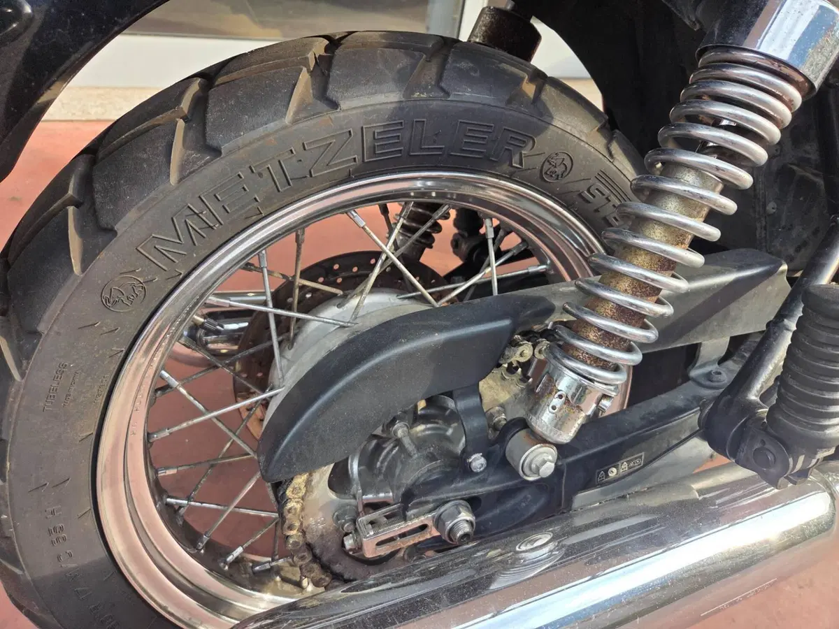 Triumph Bonneville (2007 - 16) (5)