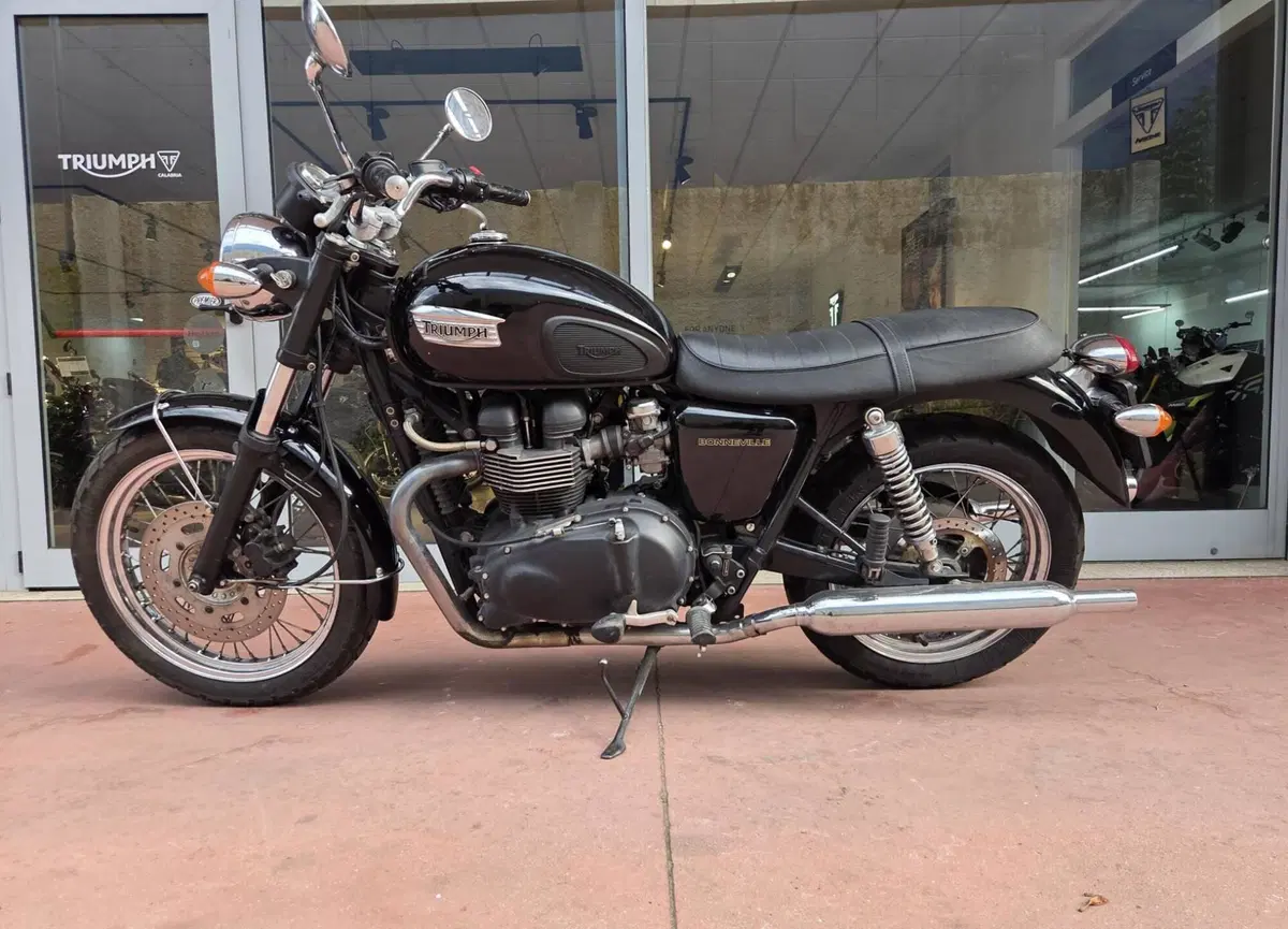 Triumph Bonneville (2007 - 16) (14)
