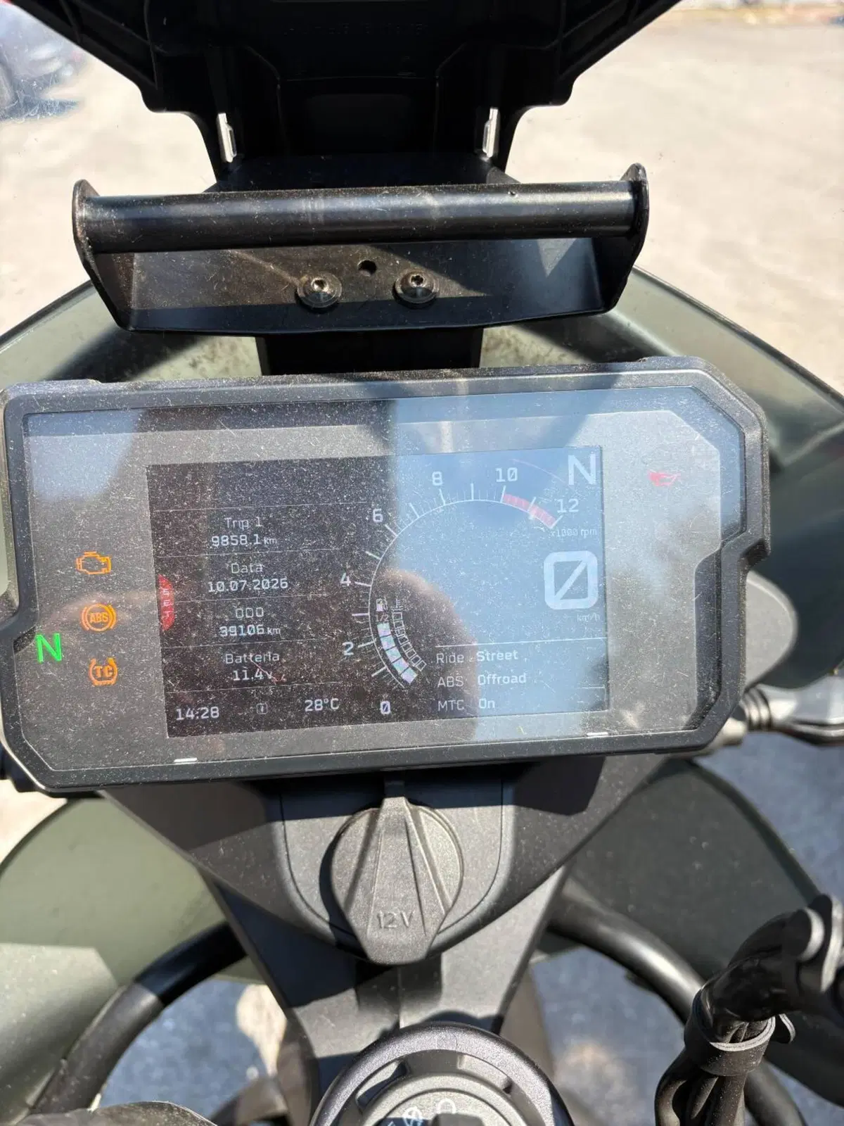KTM 890 Adventure (2022) (5)