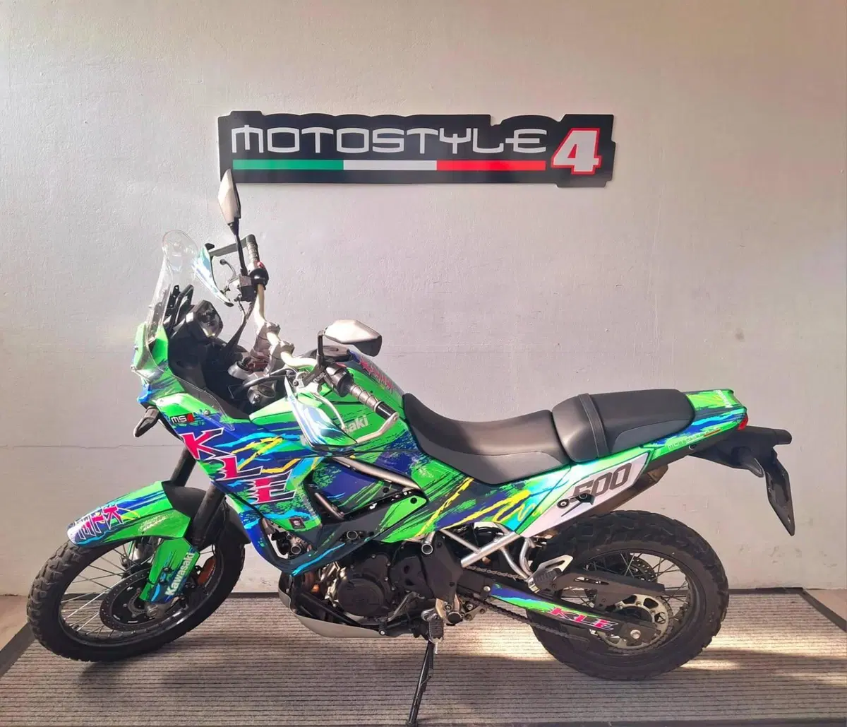 Kawasaki KLE 500 (2026) (2)