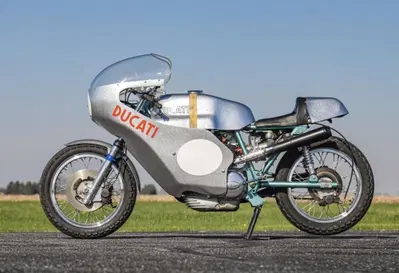 Ecco una delle otto Ducati 750 "Imola Desmo" preparate per la 200 Miglia di Imola 1972! Ed &egrave; in vendita!