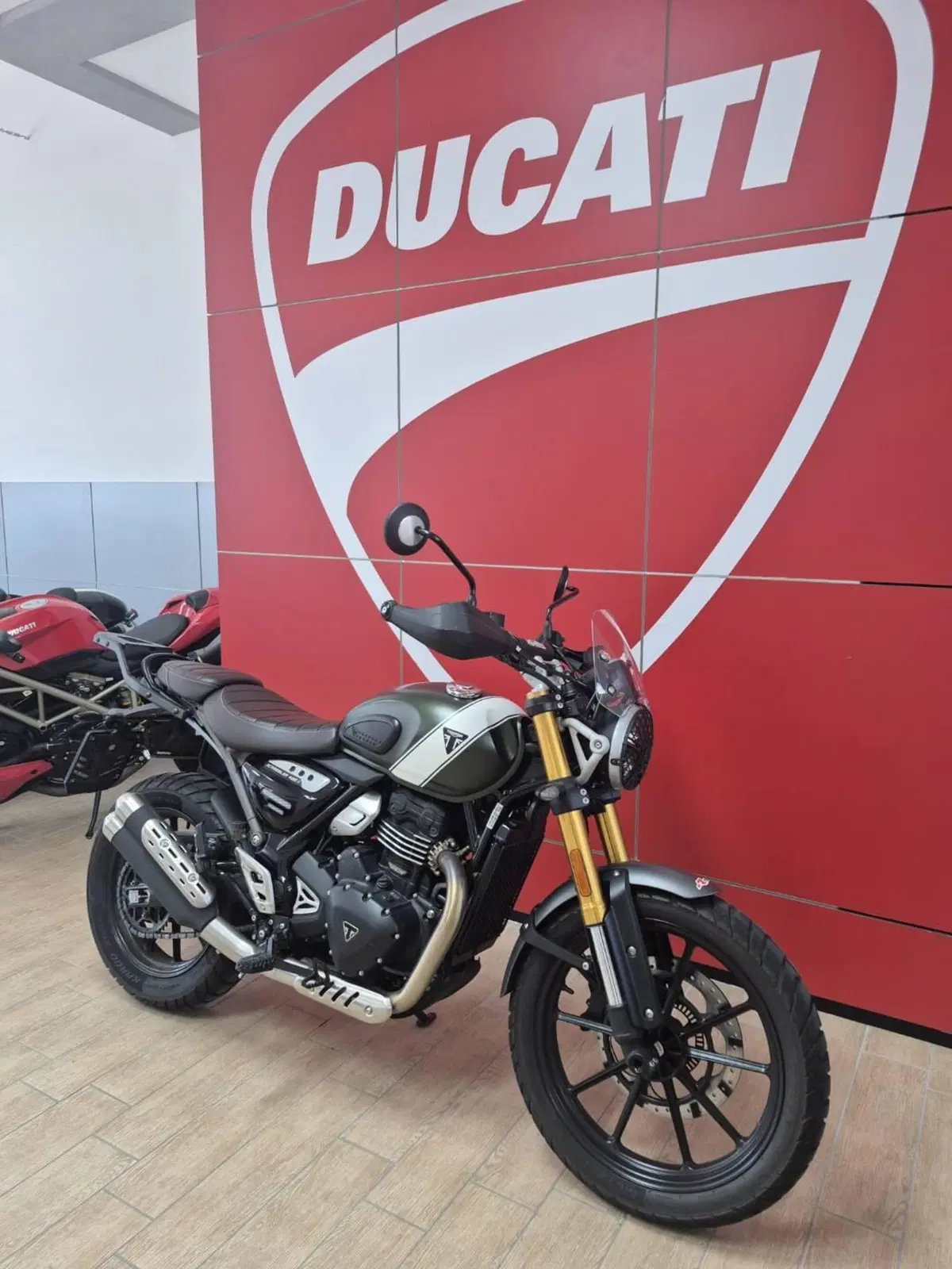 Triumph Scrambler 400 X (2024 - 26) (2)