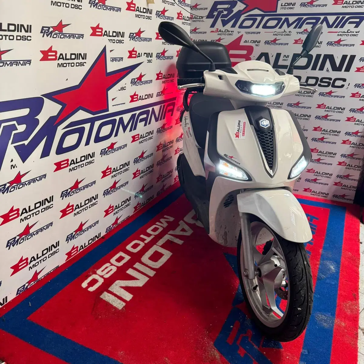Piaggio Liberty 125 (2025 - 26) (2)