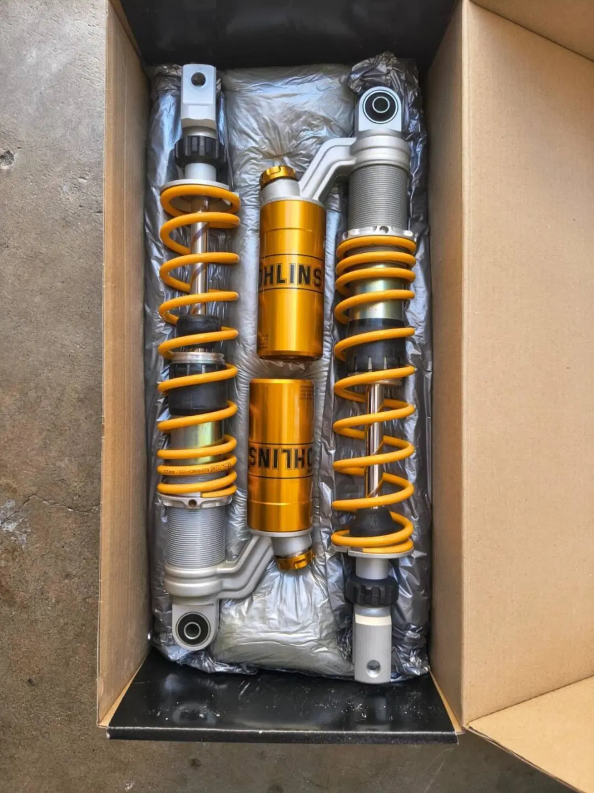 ammortizzatori ohlins per Honda SH 300 350 e Forza Öhlins