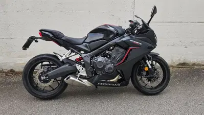 Honda CBR 650 R (2021 - 23) usata