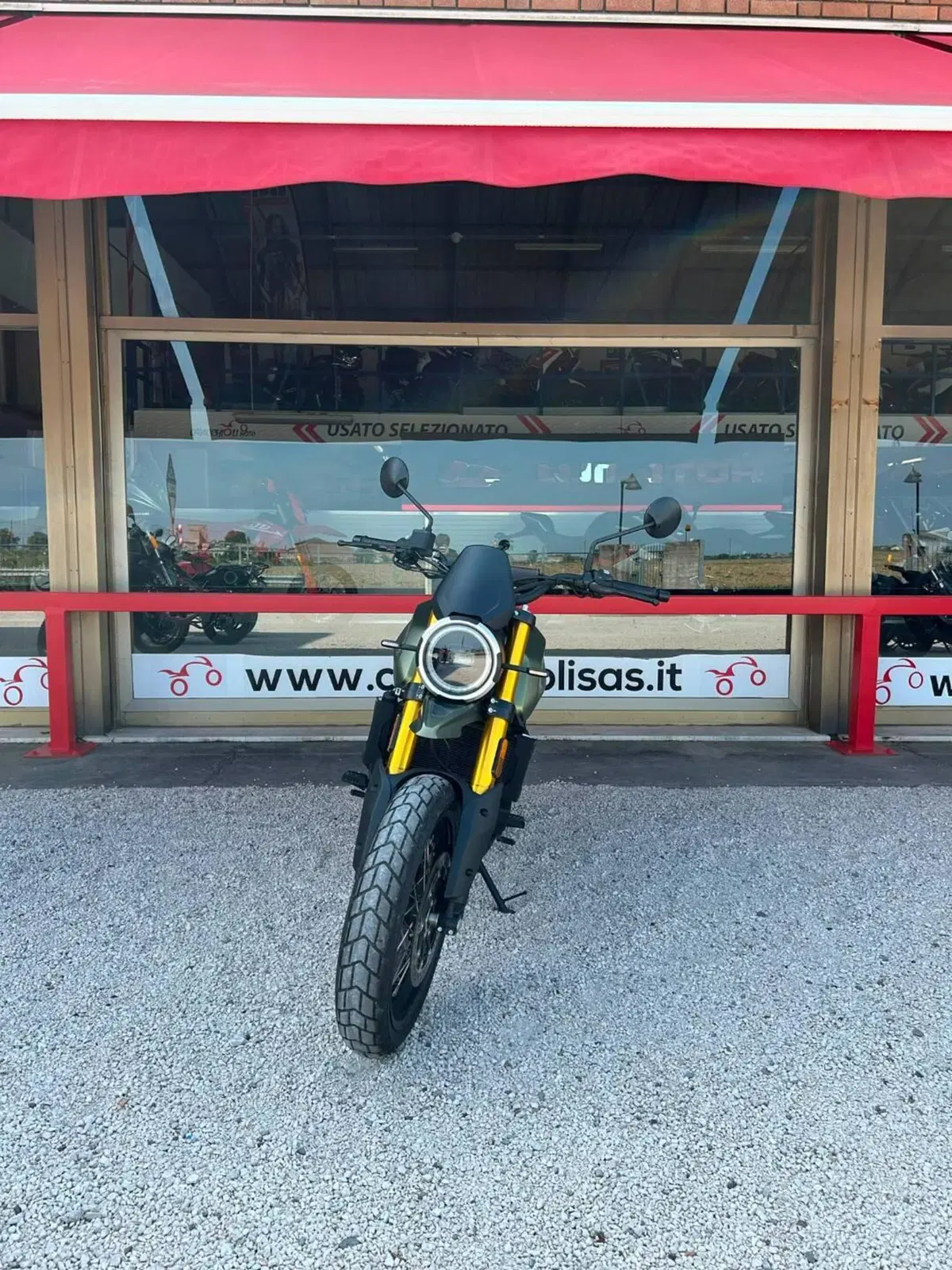 Moto Morini SEIEMMEZZO SCR (2022 - 26) (3)