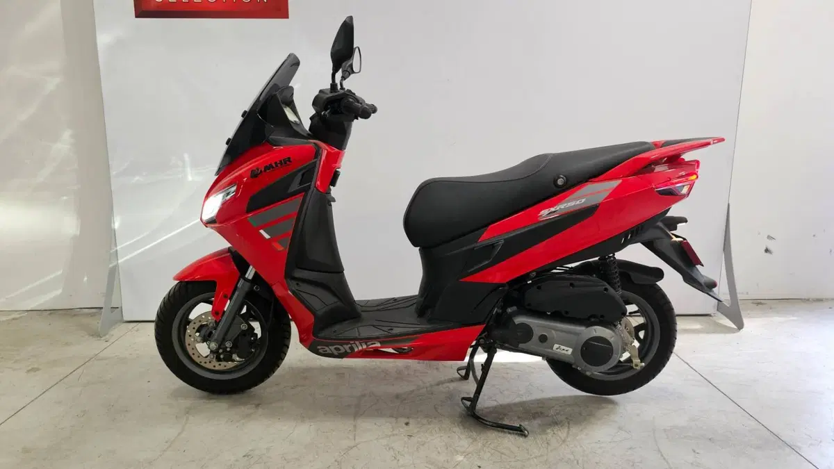 Aprilia SXR 50 (2021 - 26) (2)