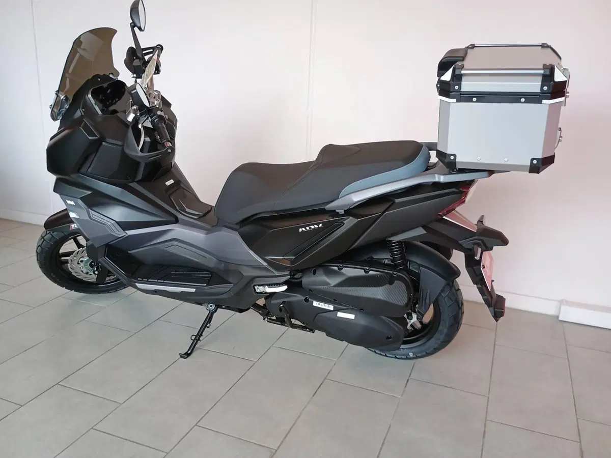 Sym ADX 300 (2024 - 26) (4)