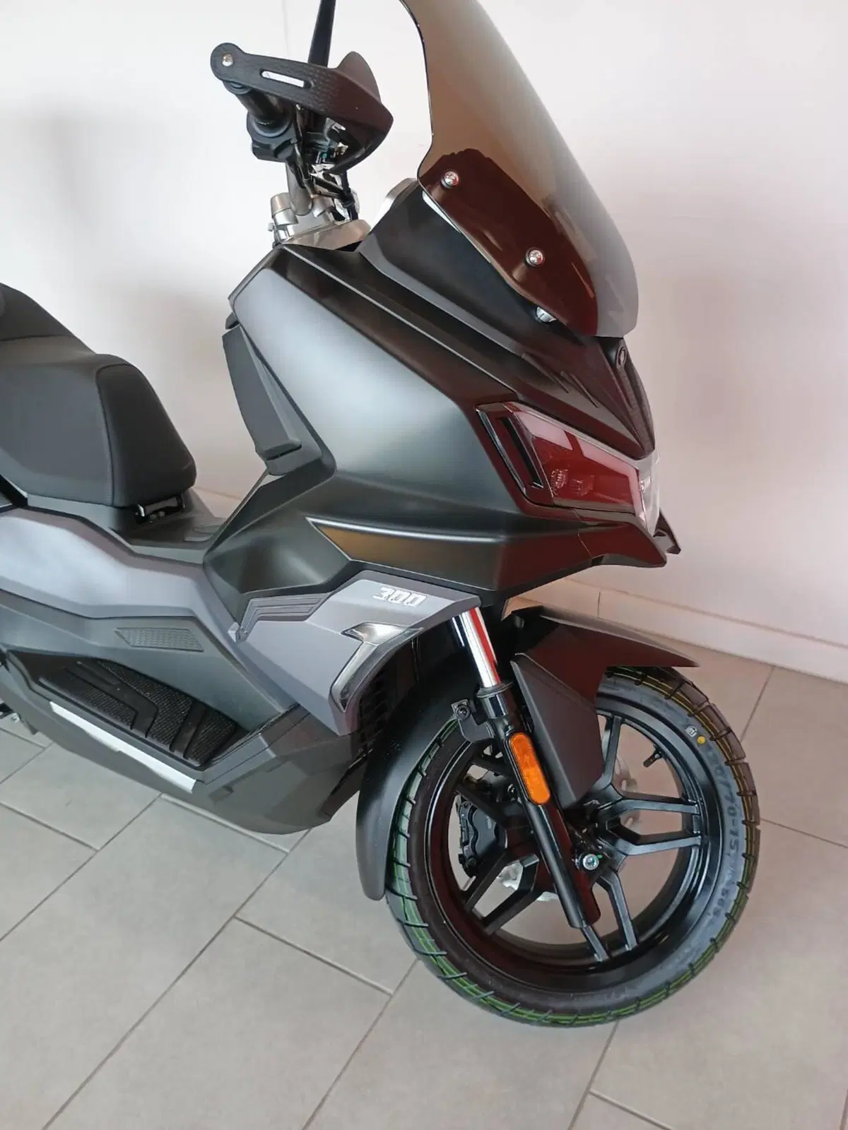 Sym ADX 300 (2024 - 26) (10)