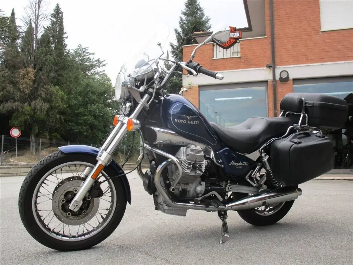 Moto Guzzi Nevada 750 Club (1998 - 01) (3)