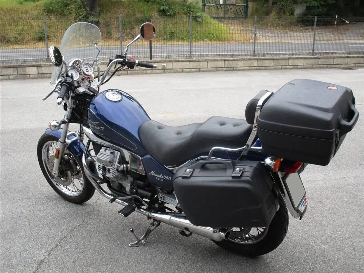 Moto Guzzi Nevada 750 Club (1998 - 01) (4)