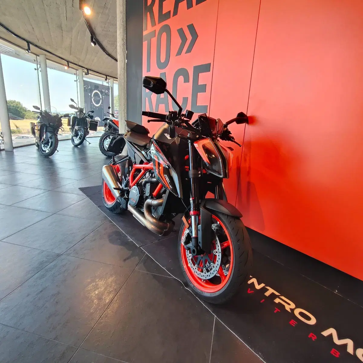 KTM 1290 Super Duke R (2022 - 23) (6)