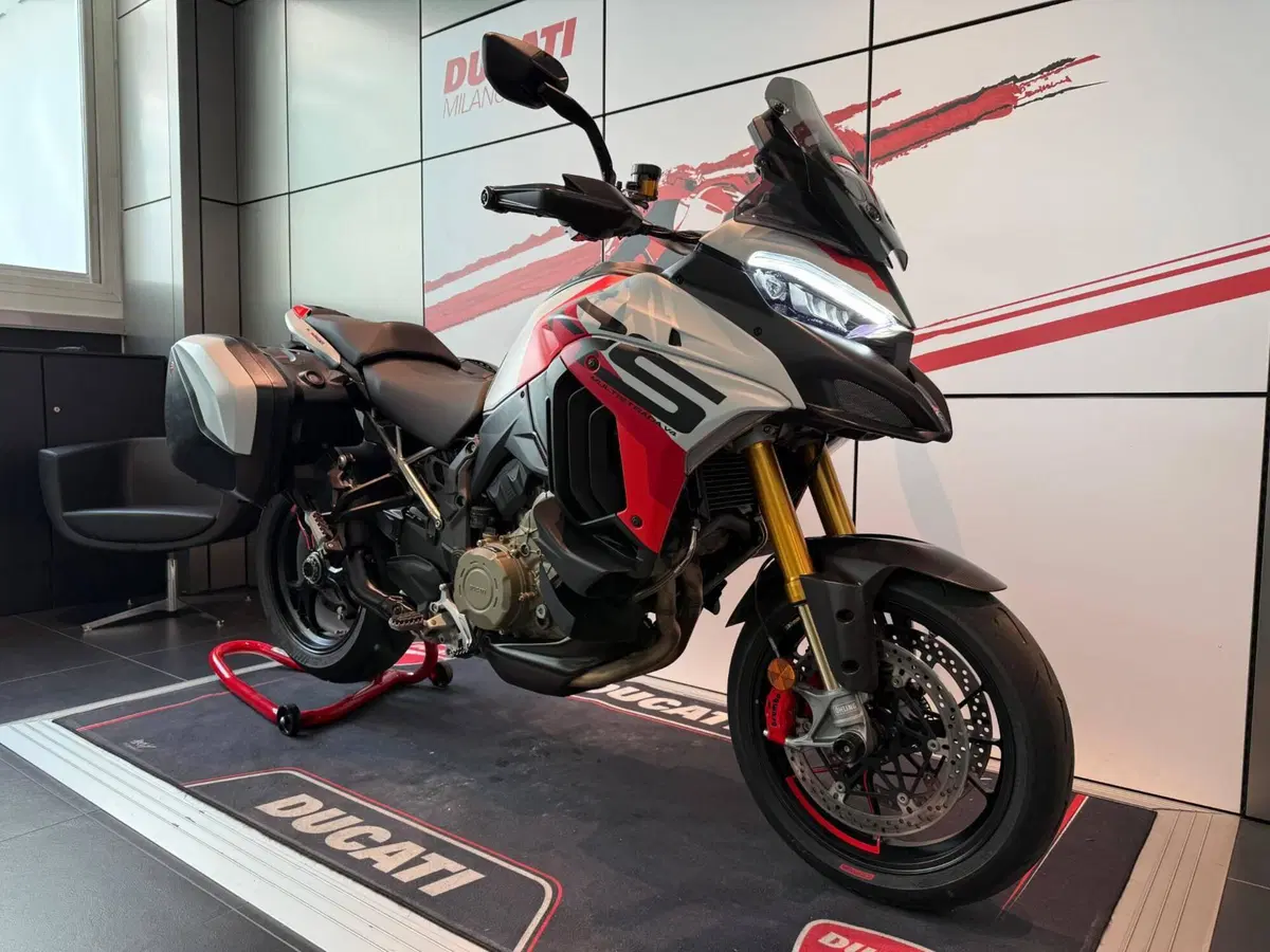 Ducati Multistrada V4 RS (2024 - 25) (2)