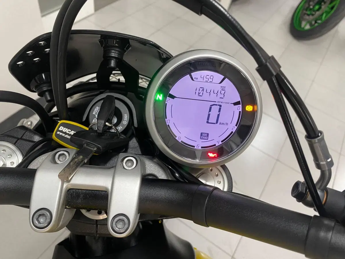 Ducati Scrambler 800 Icon (2017 - 20) (4)