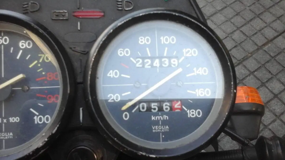 Moto Guzzi V 50 (1977 - 80) (4)