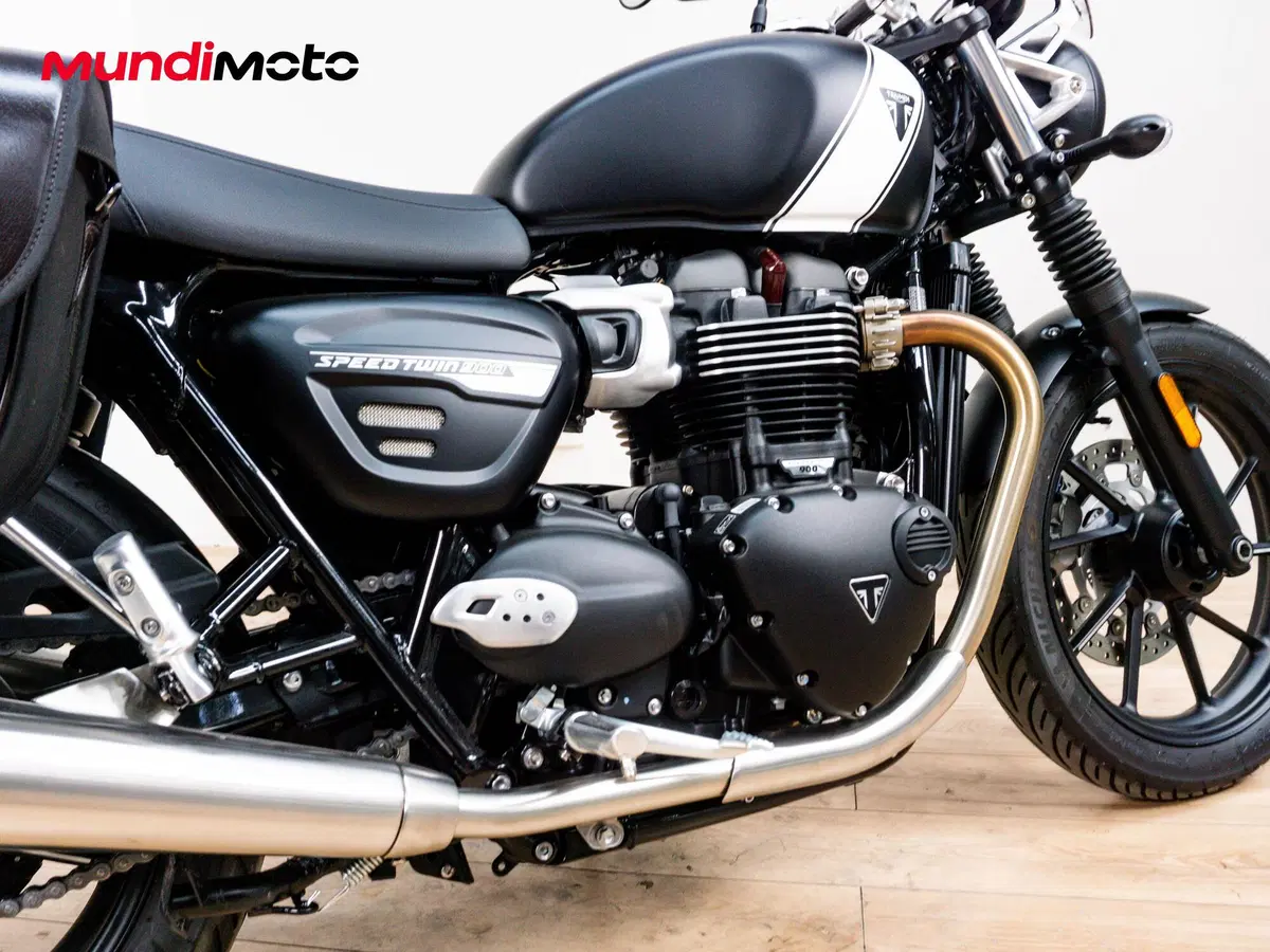Triumph Speed Twin 900 (2025 - 26) (4)
