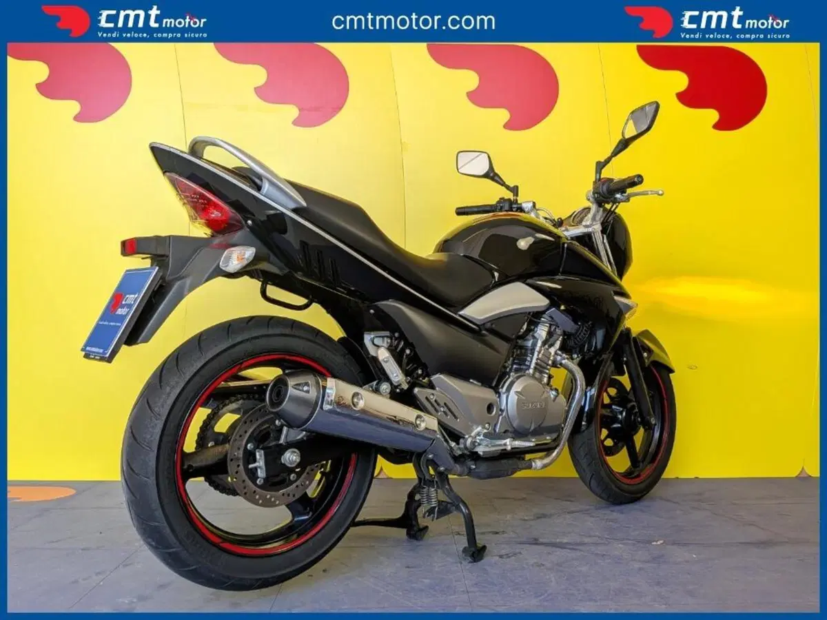 Suzuki Inazuma 250 (2012 - 17) (4)