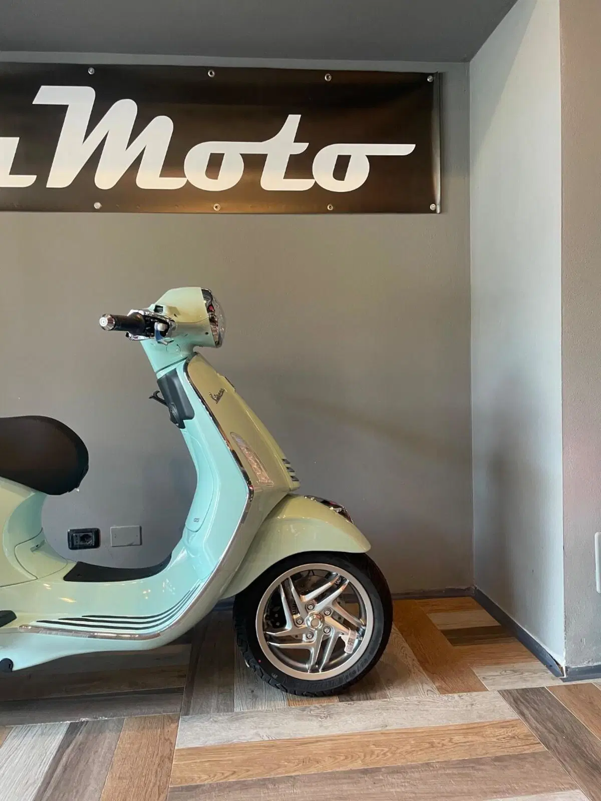 Vespa Primavera 125 (2026) (4)