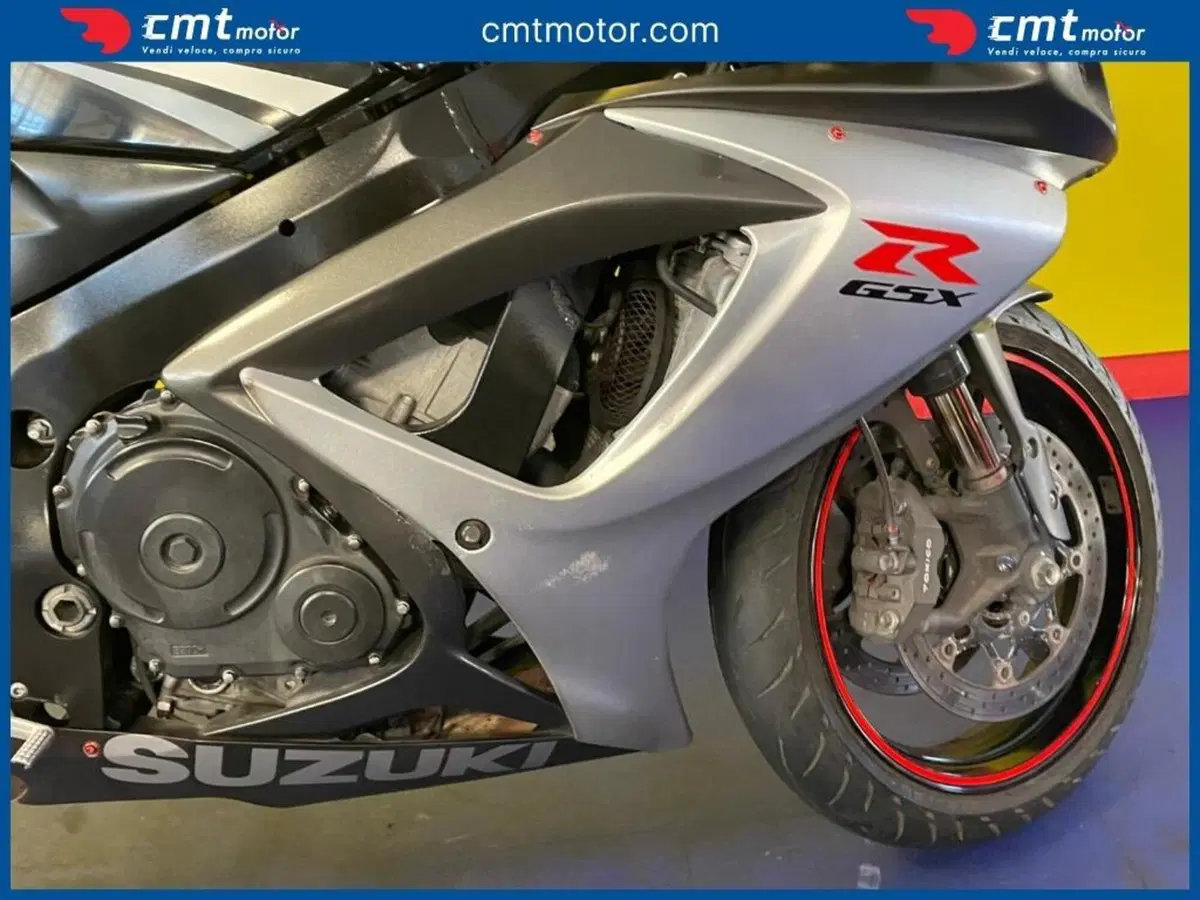 Suzuki GSX R 750 (2006 - 07) (8)