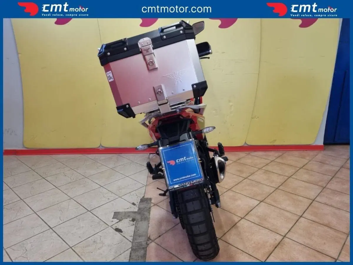 Moto Morini X-Cape 650 (2021 - 26) (5)