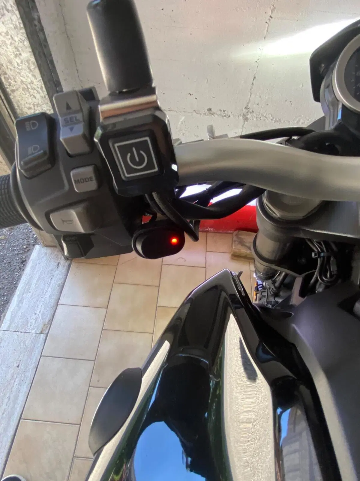 Honda CB 1000 R Black Edition (2021 - 25) (15)