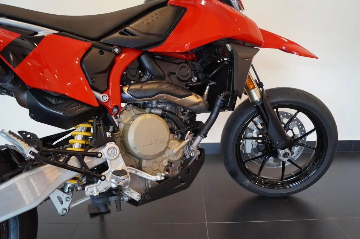Ducati Hypermotard 698 Mono (2024 - 26) (10)