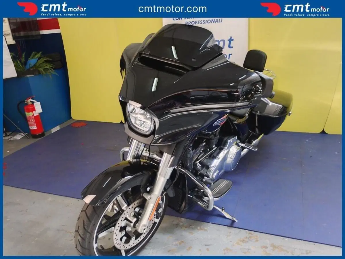 Harley-Davidson Street Glide (2024 - 26) (2)